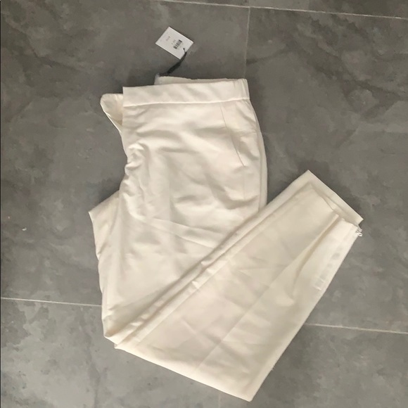 NWT Calvin Klein body fit skinny white pants sz 4 - Picture 1 of 4